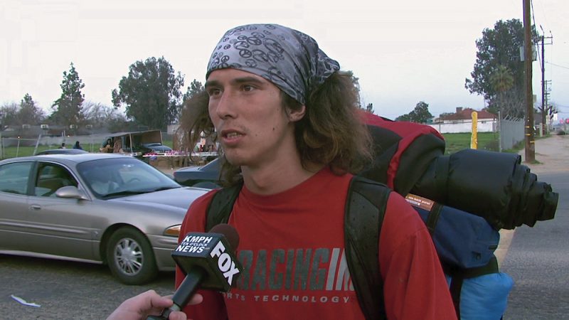 Der axtschwingende Anhalter